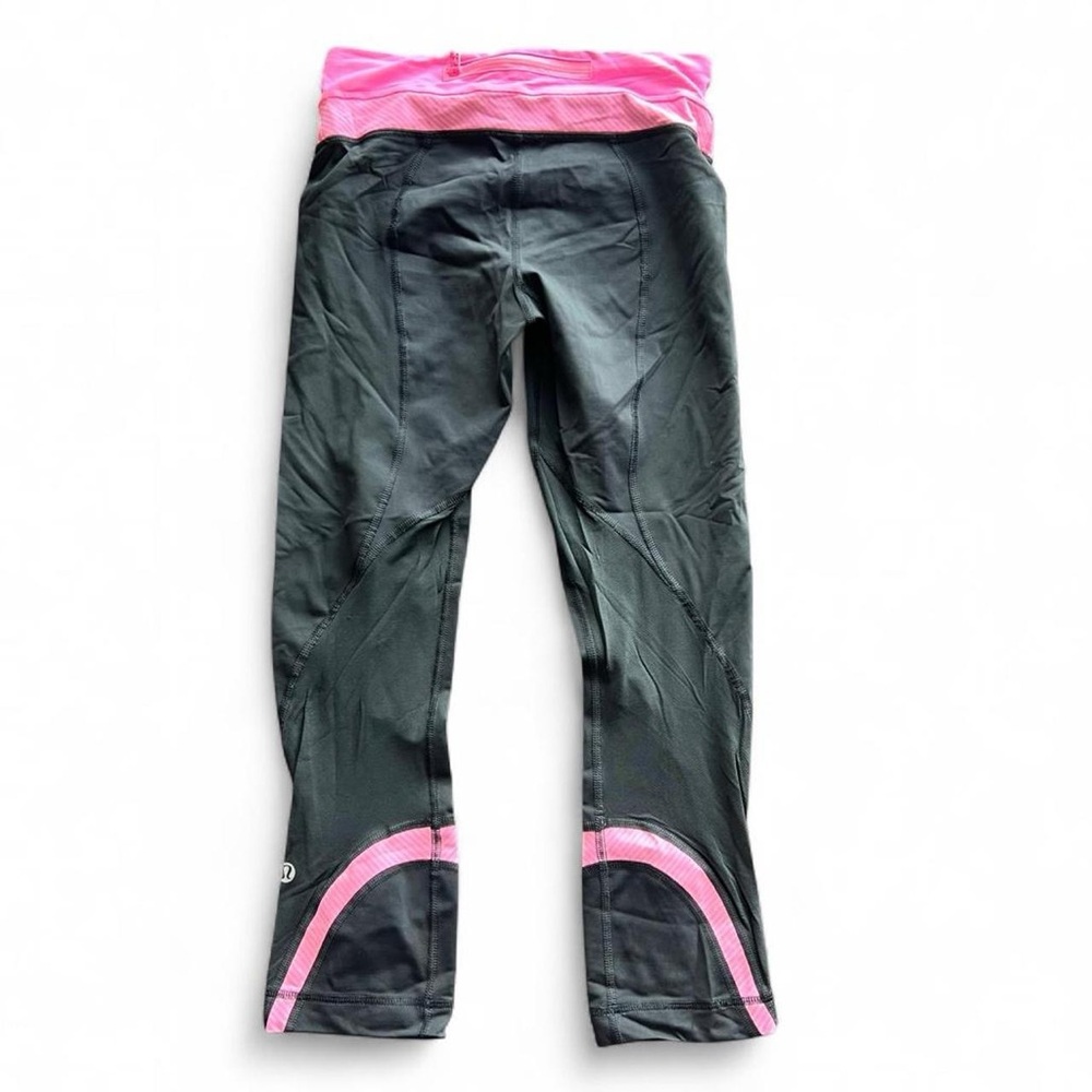 Rare Throwback Style Lululemon 21” Leggings